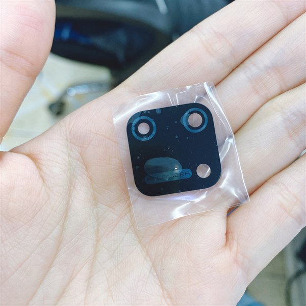 Mặt kính camera Realme C11