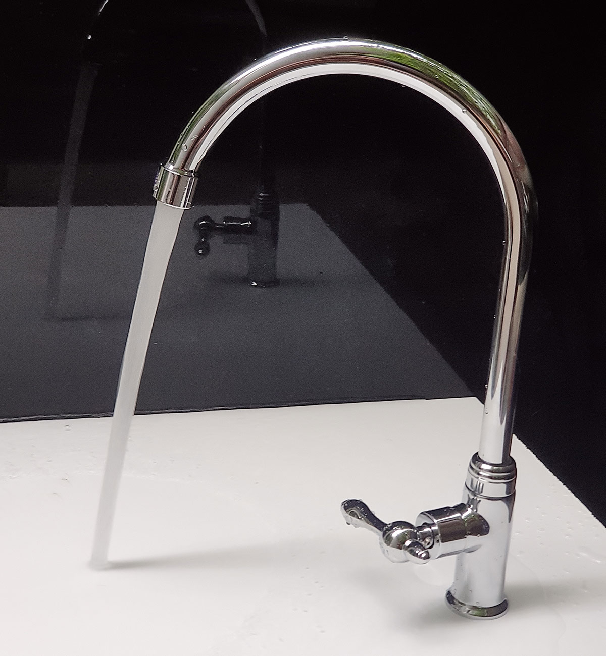 Vòi rửa chén lạnh Đồng mạ Chrome Eurolife EL-RC02 (Trắng bạc)