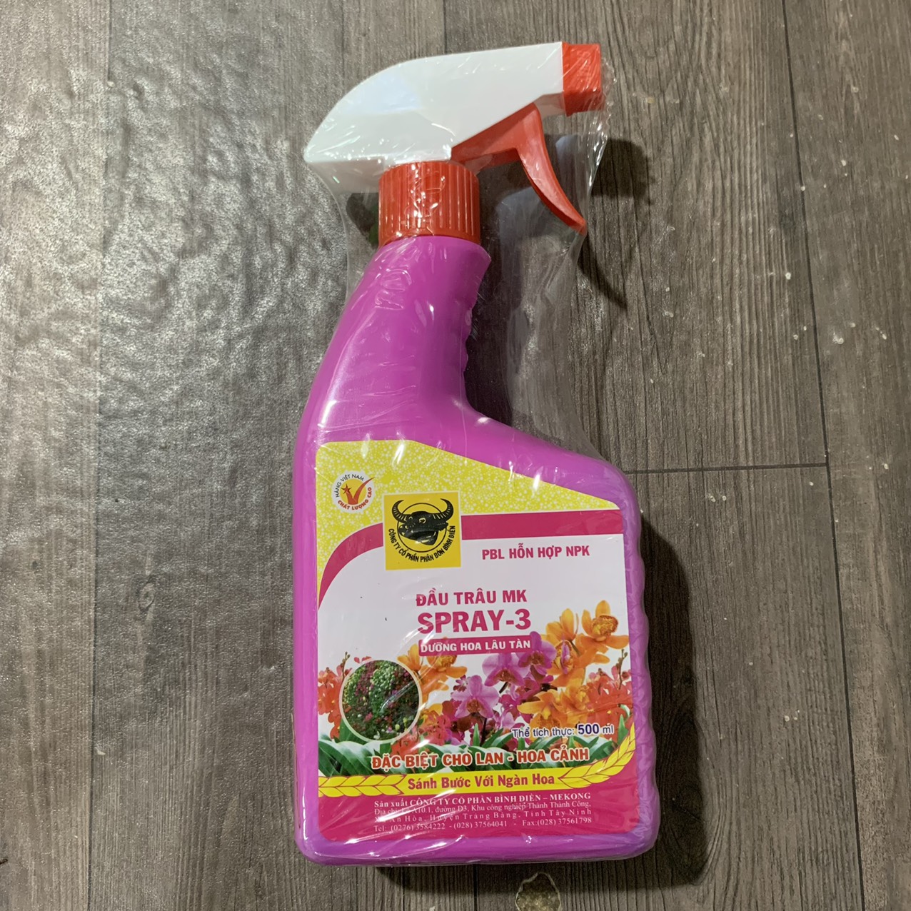 Chai 500ml phân bón đầu trâu Spray 3 chuyên dưỡng hoa lâu tàn cho hoa Lan, cây cảnh