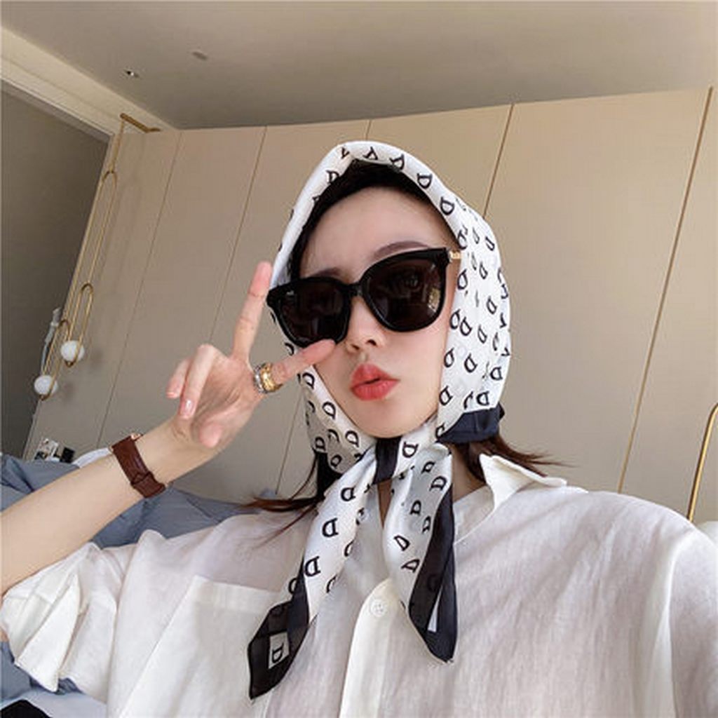 Khăn Bandana - Khăn lụa vuông 70 x 70 cm - Khăn lụa Nikendo  KL2