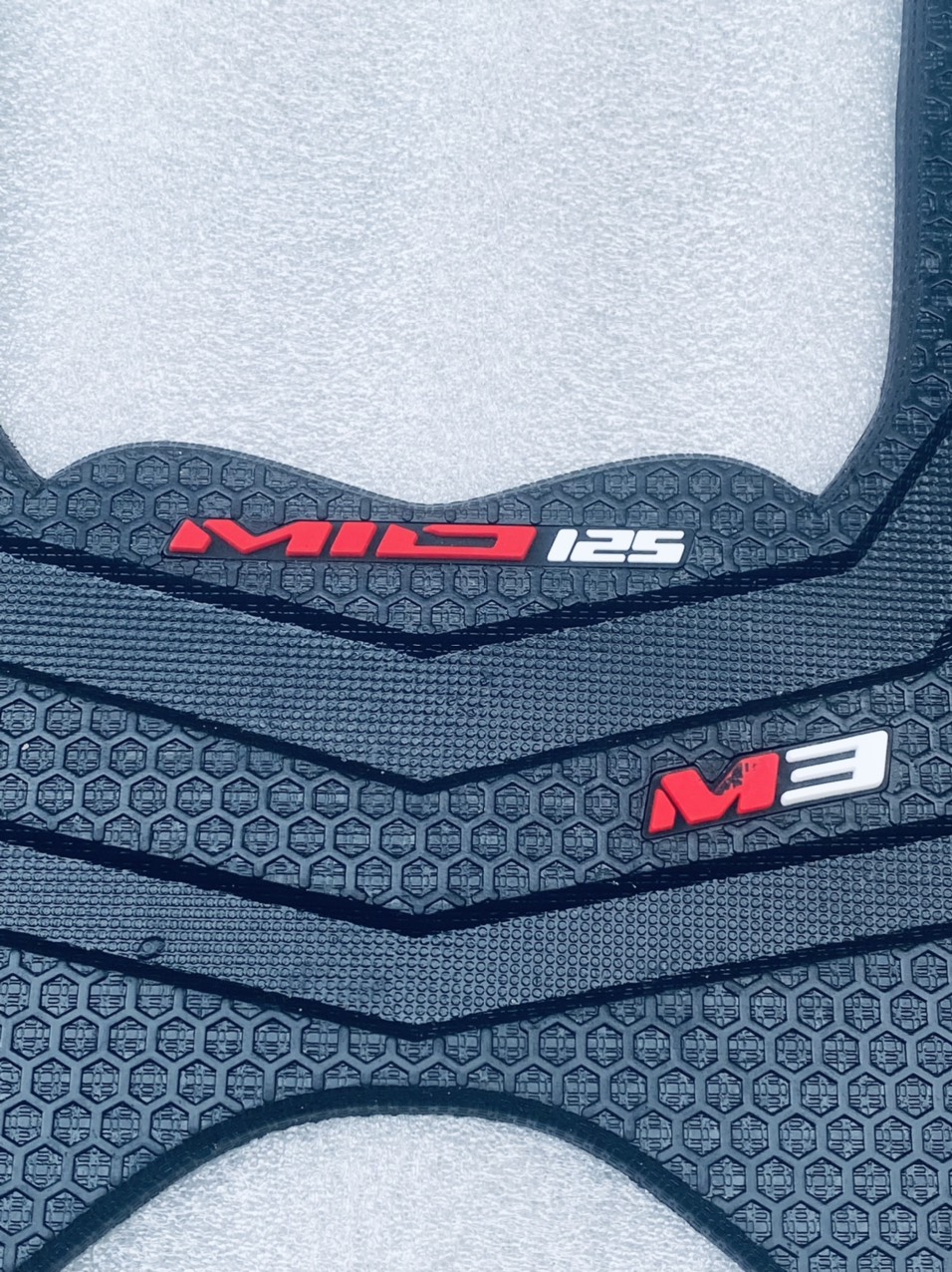 THẢM CAO SU LÓT CHÂN XE MIO M3 125cc