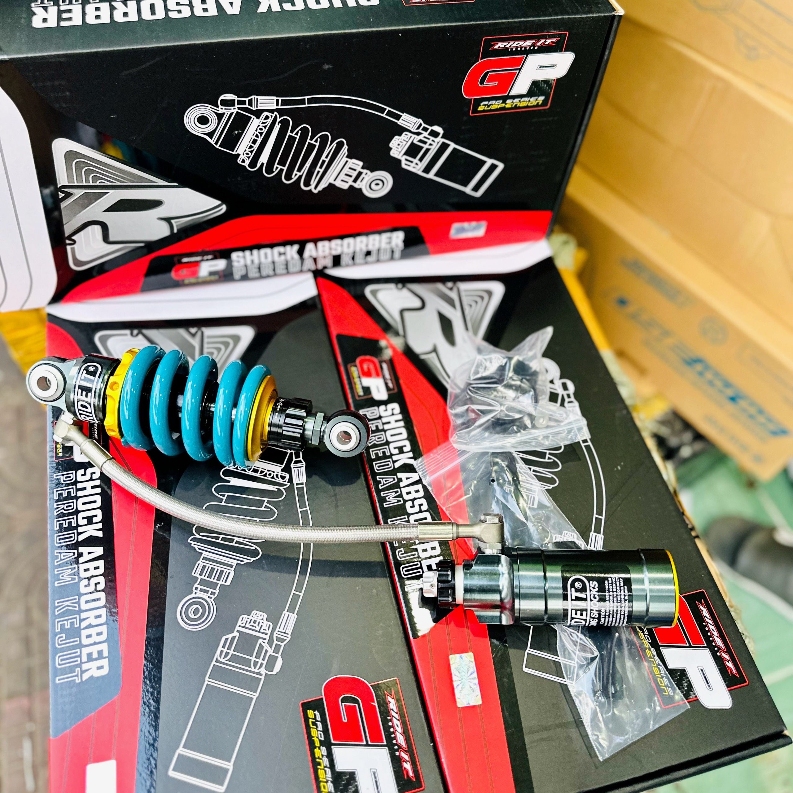 Phuộc sau ATR có bình dầu Exciter - Winner phiêng bảng V4 - Mod Tem Nitron