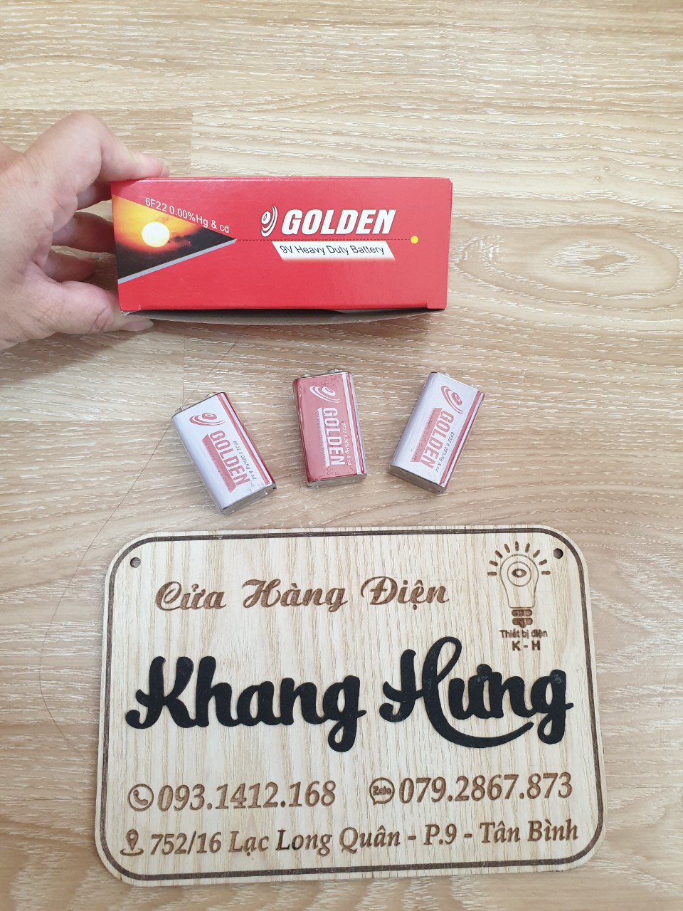 Pin vuông Golden Power có điện thế 9V