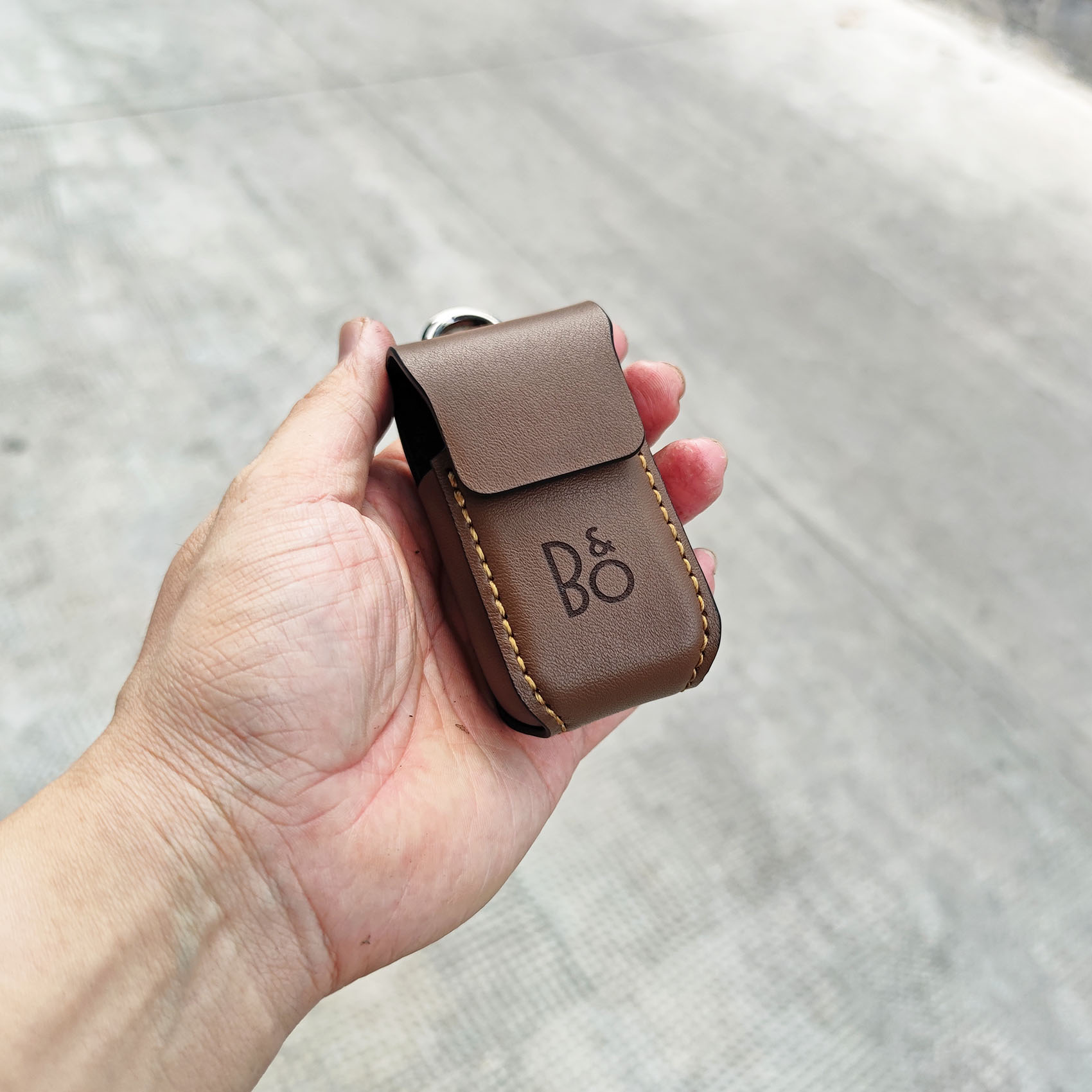 Bao da B&O BEOPLAY EQ - Manory Leather