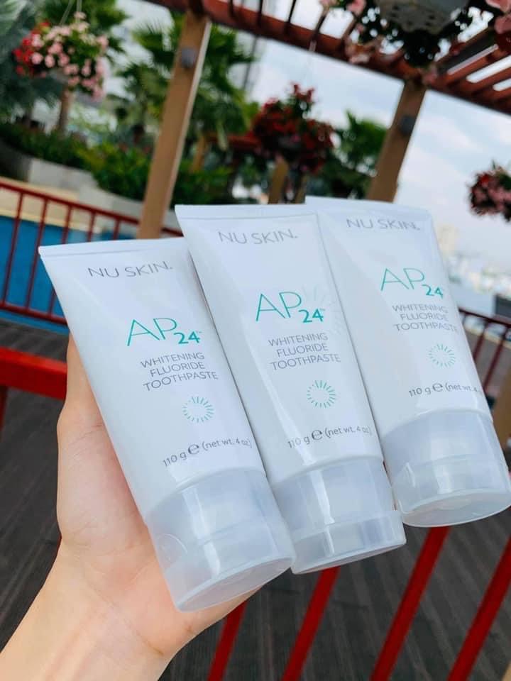 Kem đánh răng AP24 làm trắng răng 110g