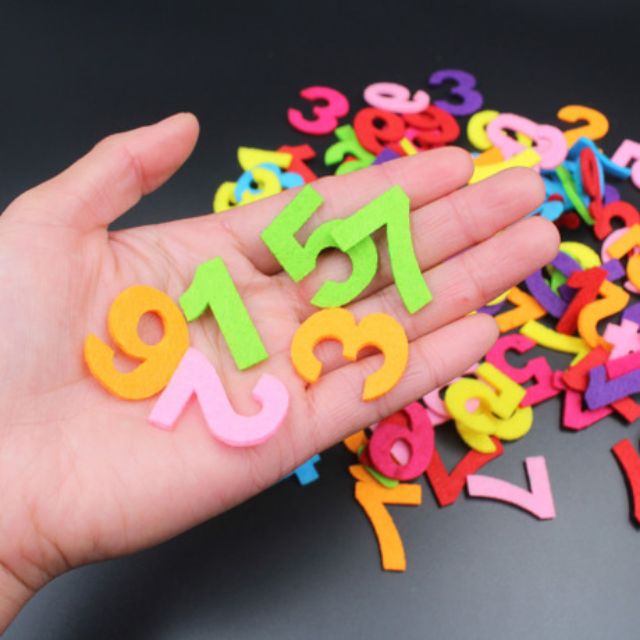 Bộ Chữ Và Số Vải Nỉ Cắt Sẵn