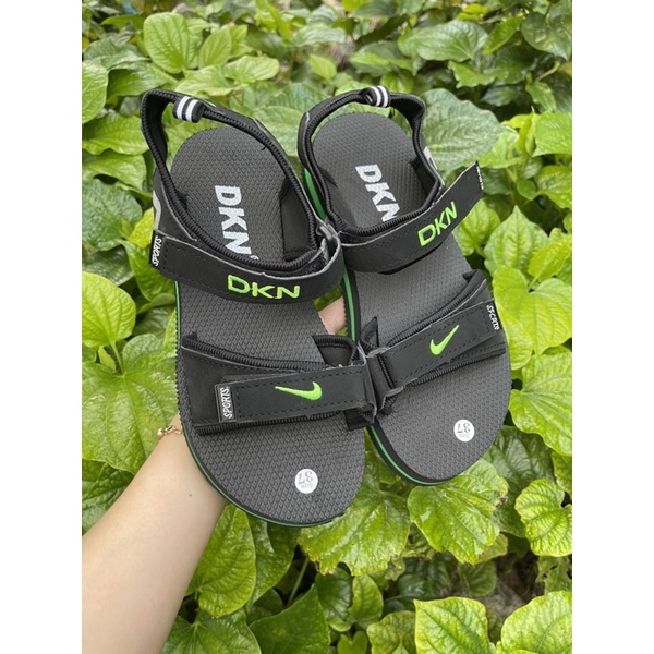 Giày sandal đi học cho bé và người lớn đi làm đi mưa chống trơn trượt - sd001