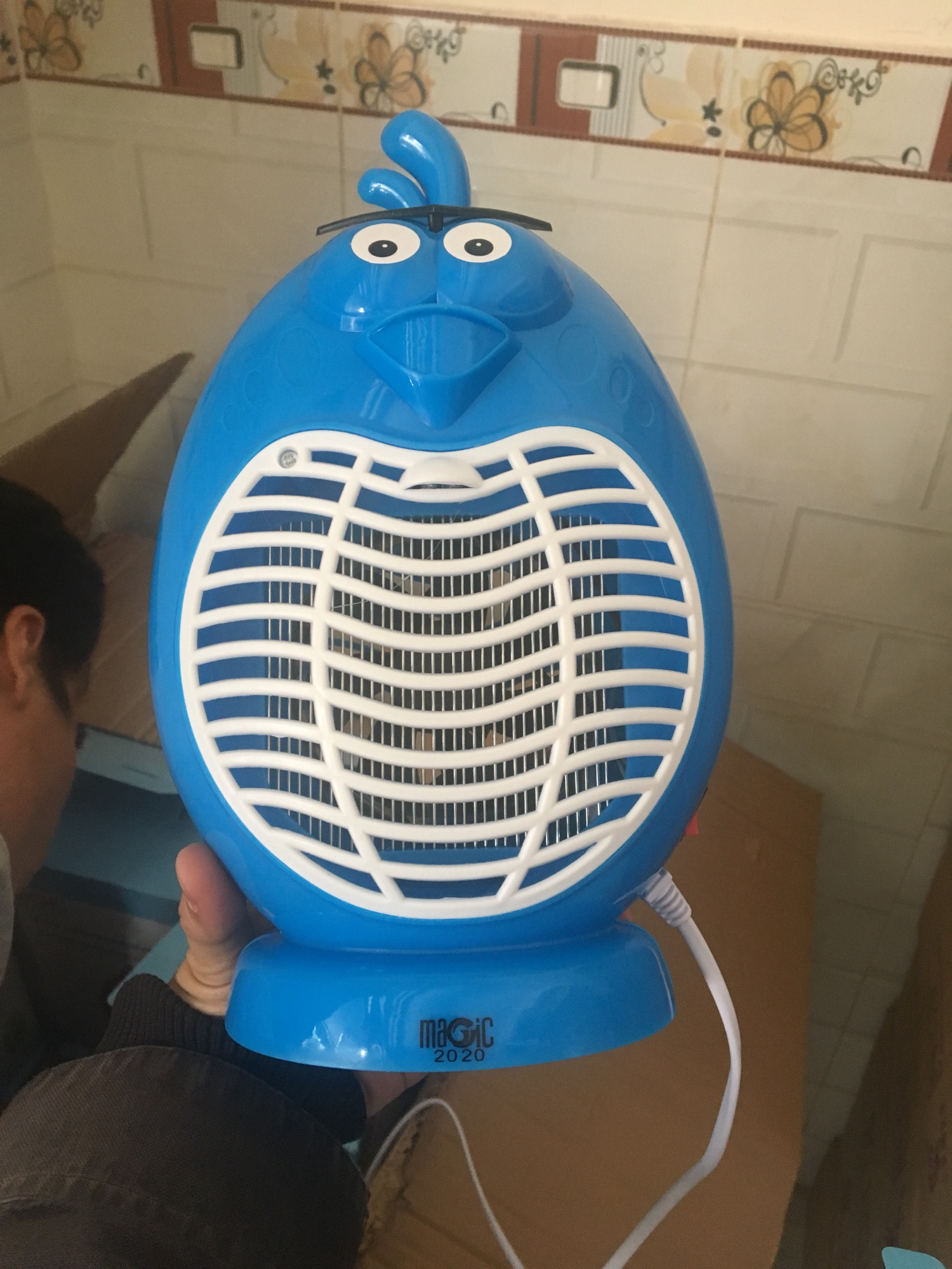 Đèn bắt muỗi điện 220V trực tiếp hiệu Magic Home.