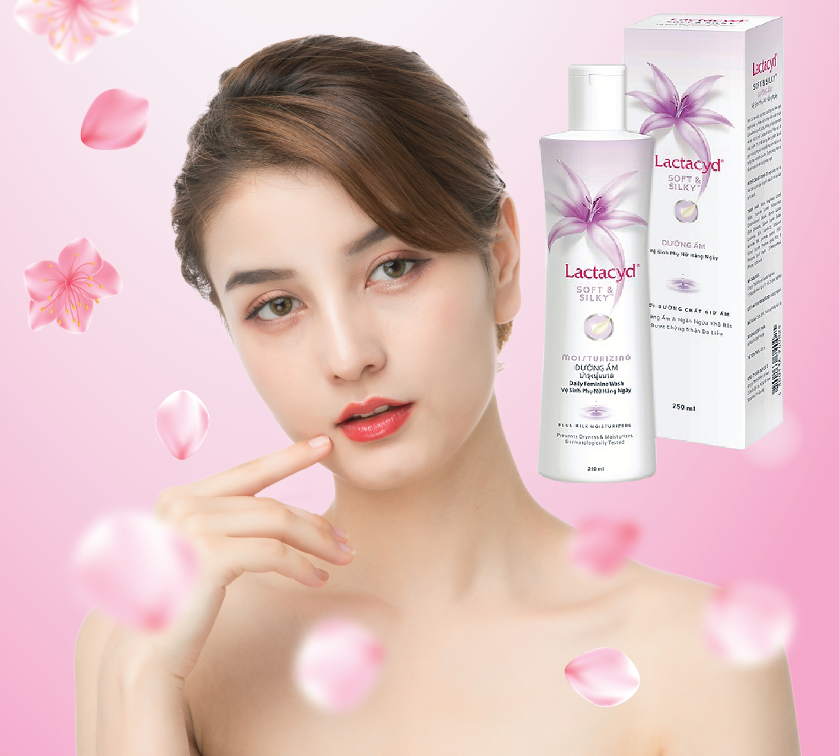 [HCM]Dung Dịch Vệ Sinh Phụ Nữ Lactacyd Soft & Silky tím - 250ml