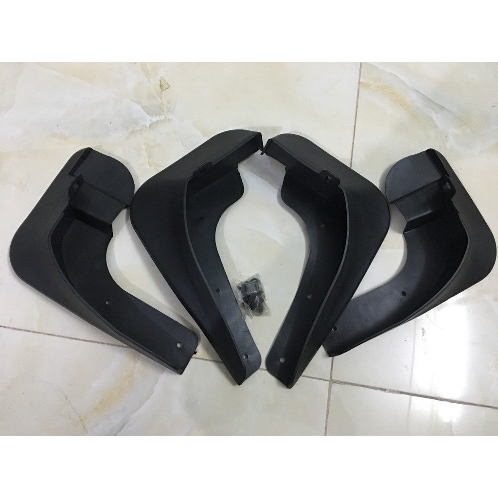 Bộ 4 chiếc chắn bùn xe Vios/ yaris 2019 -2020
