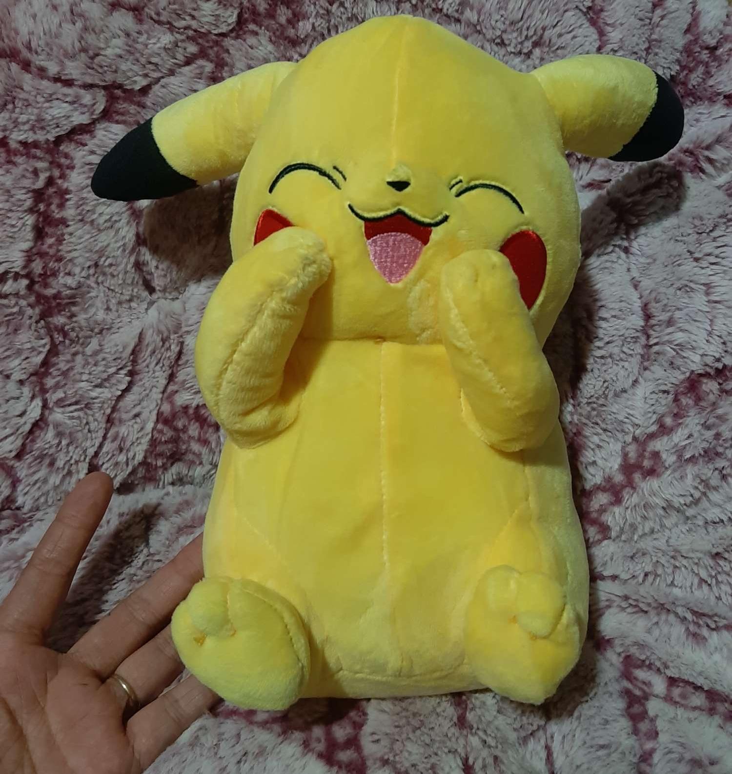 Gấu bông pikachu