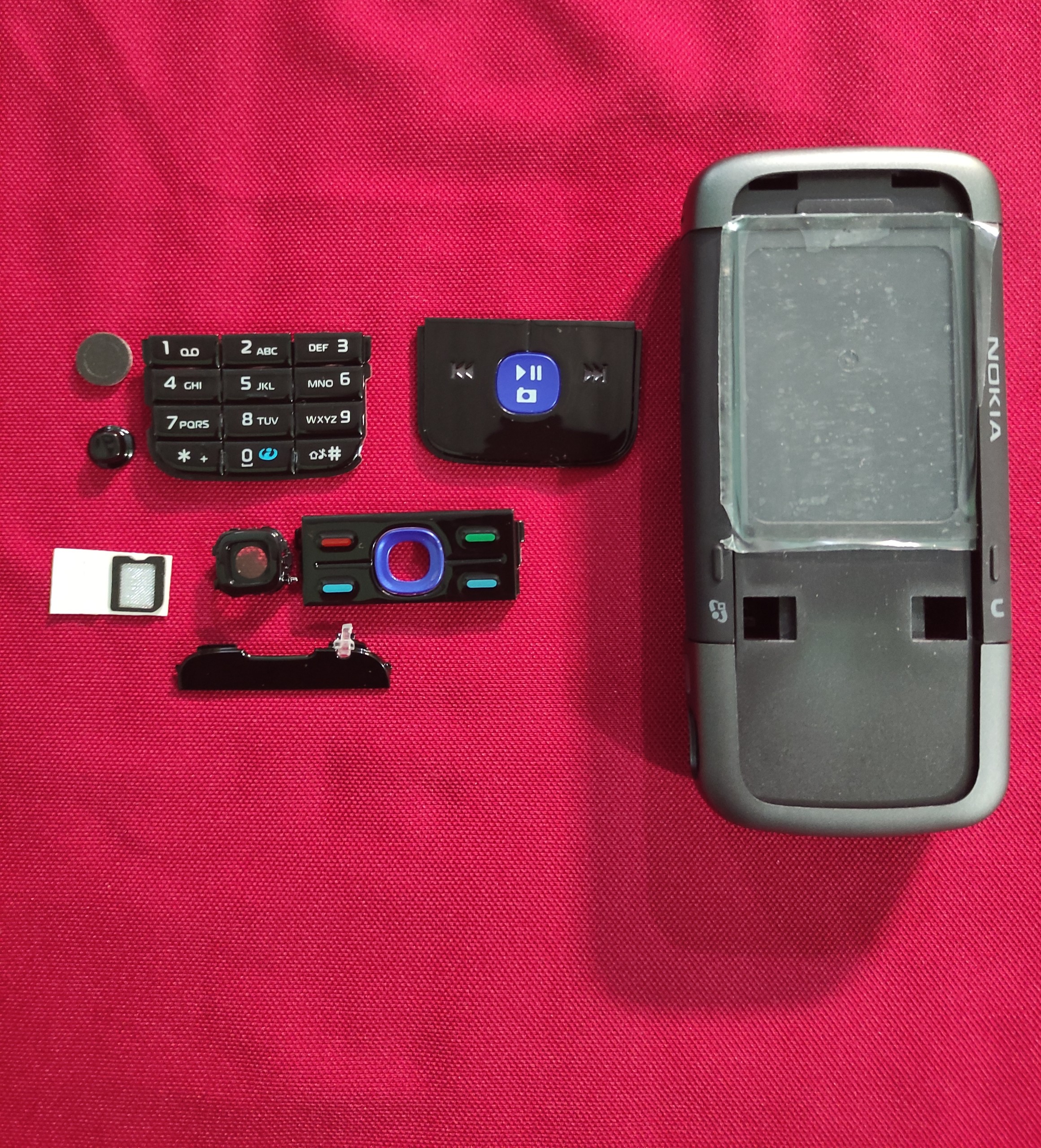 vỏ điện thoại nokia 5700 màu đen