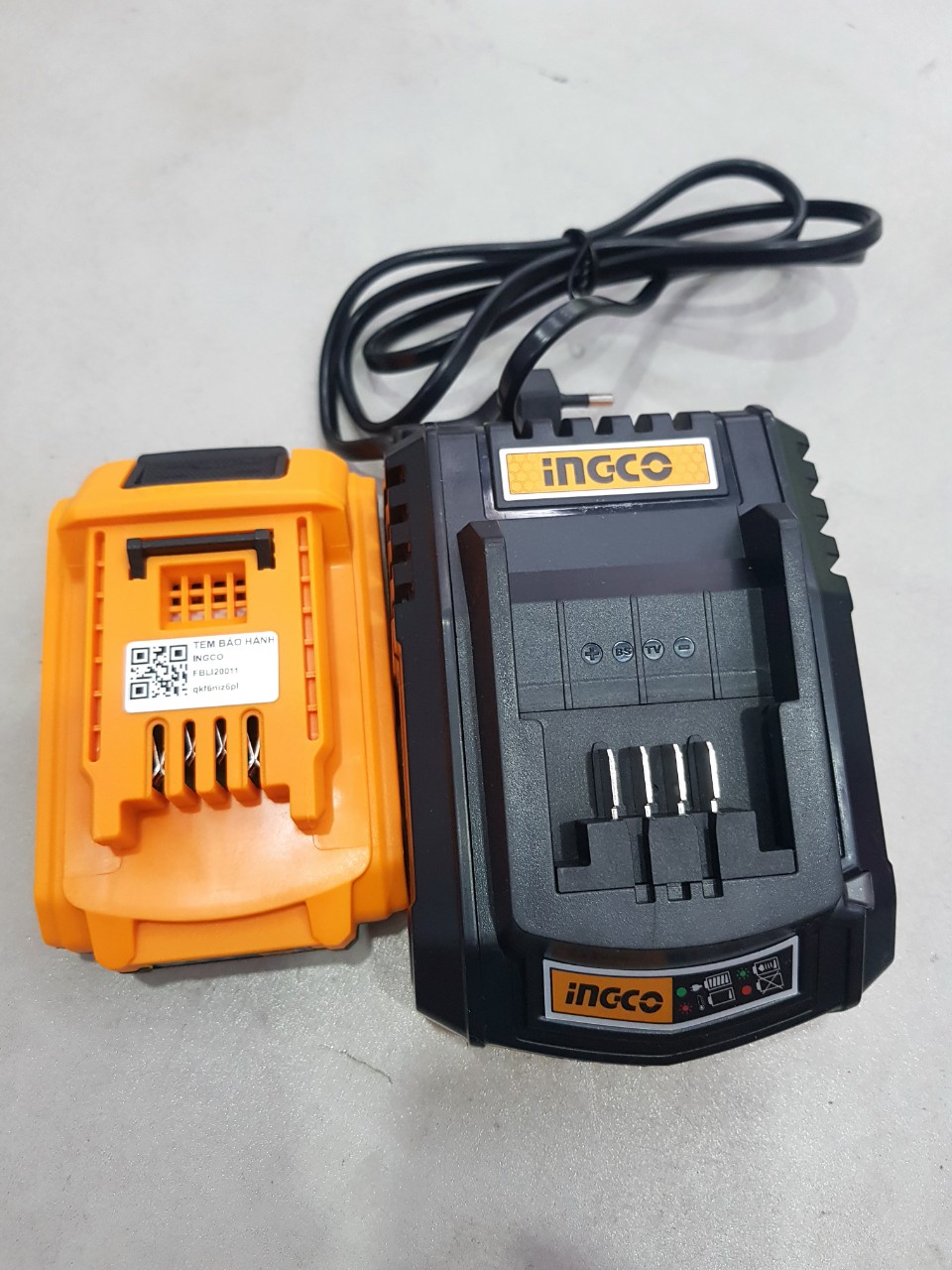Combo pin sạc ingco fbli2001 fcli2001 20v 20v