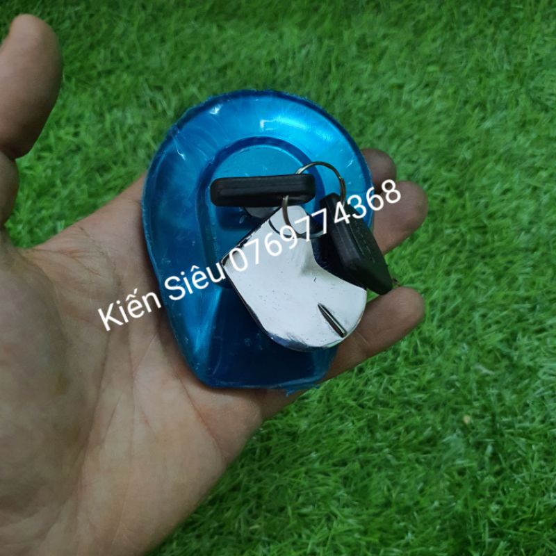 Nắp xăng Husky125, CB250