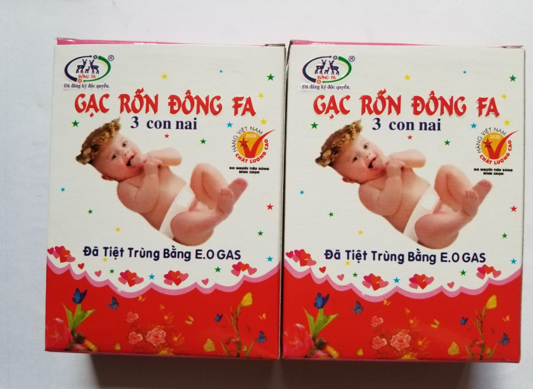Băng rốn Đông Pha 3 con nai hộp 3 cái (combo 2 hộp)