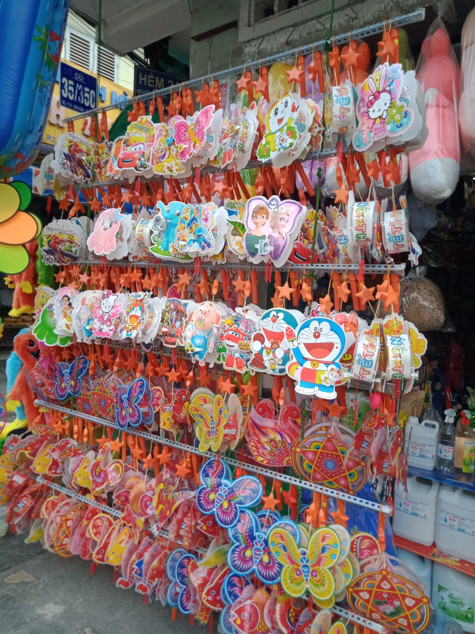 Lồng đèn trung thu VIỆT-CÁ VÀNG