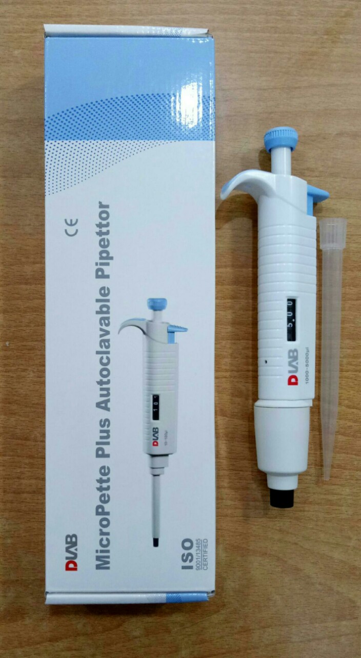 Dụng cụ hút mẫu Micropipette có hấp 1 kênh 1000-5000uL DLAB