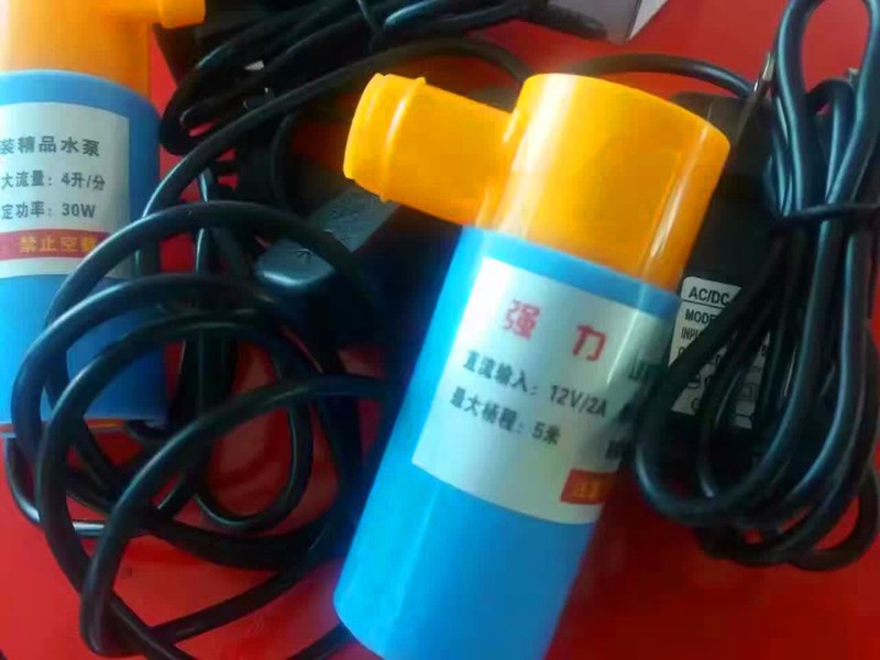[HCM]Máy bơm nước mini 12v (xả hàng-có hàng sẵn)
