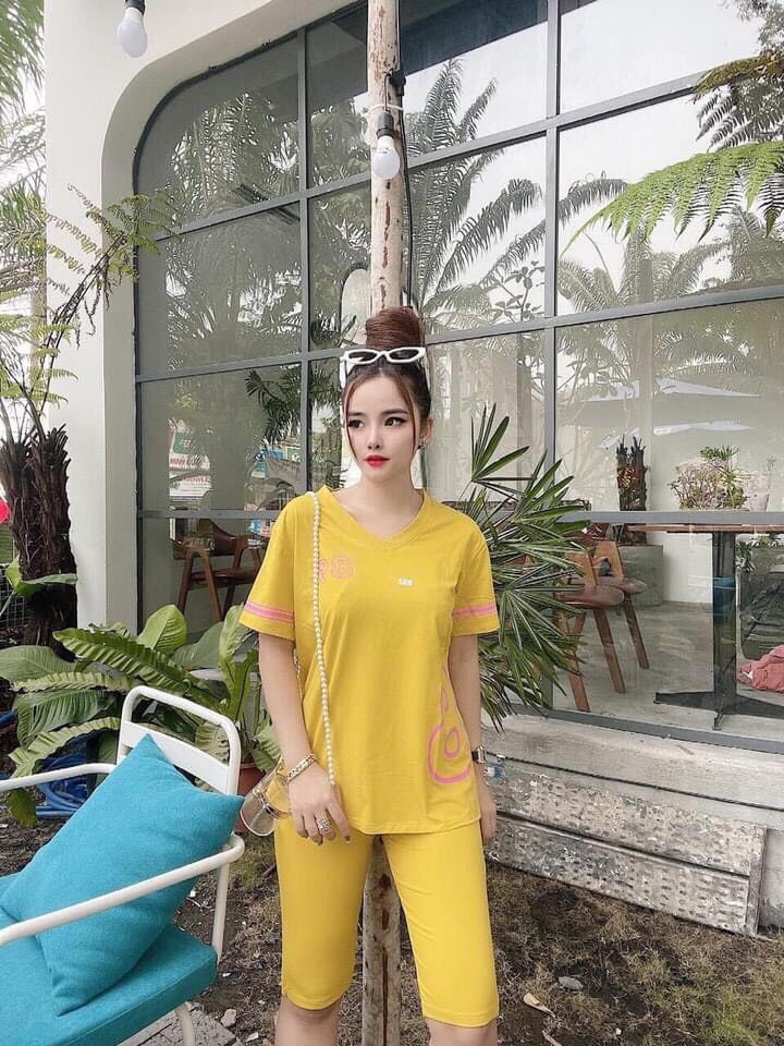 Set bộ thời trang lửng cổ tim siêu dễ thương size 40-75kg