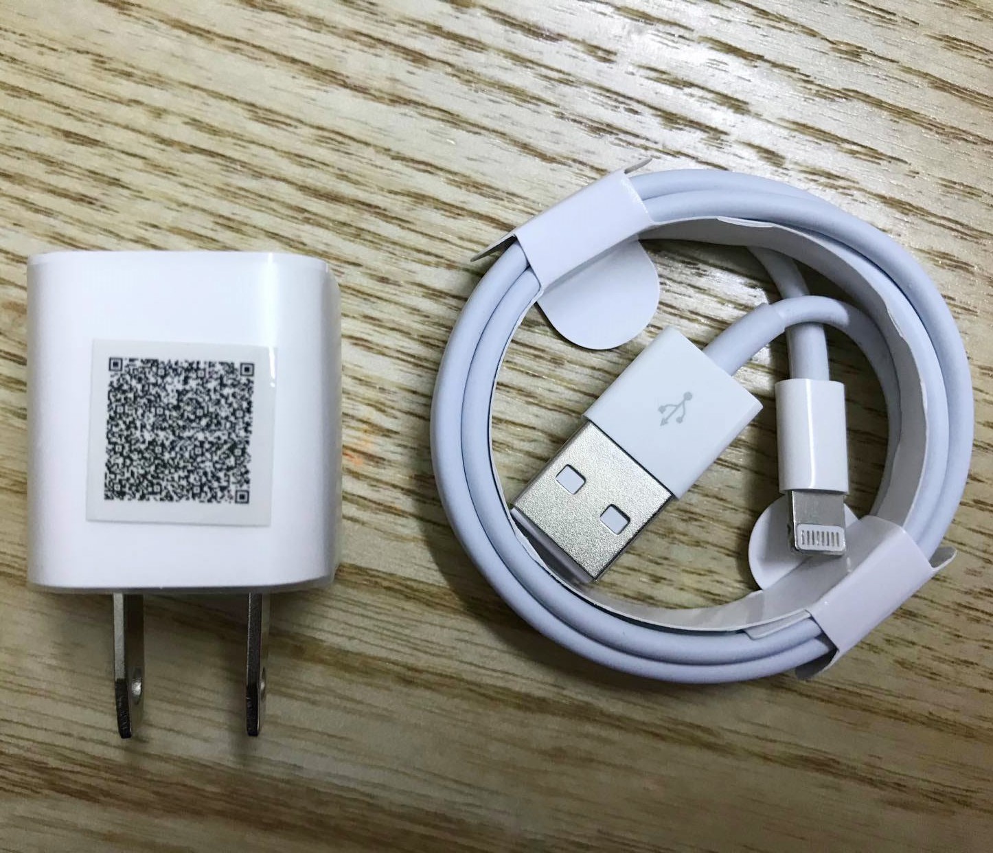 Bộ sạc IPHONE + kèm cáp Lightning Chất lượng chính hãng