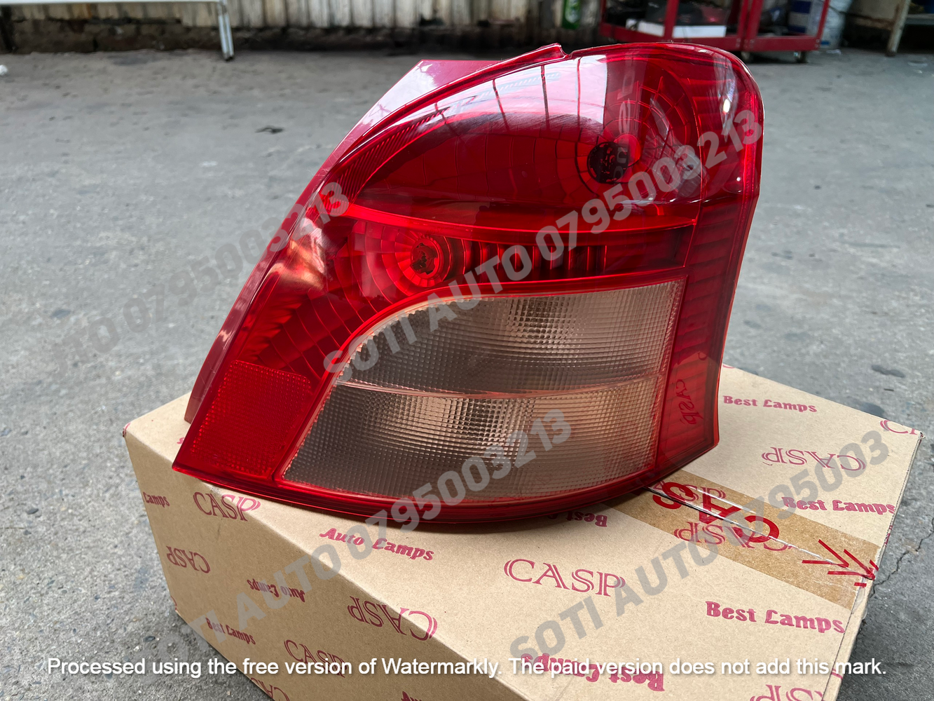 Đèn hậu Toyota Yaris