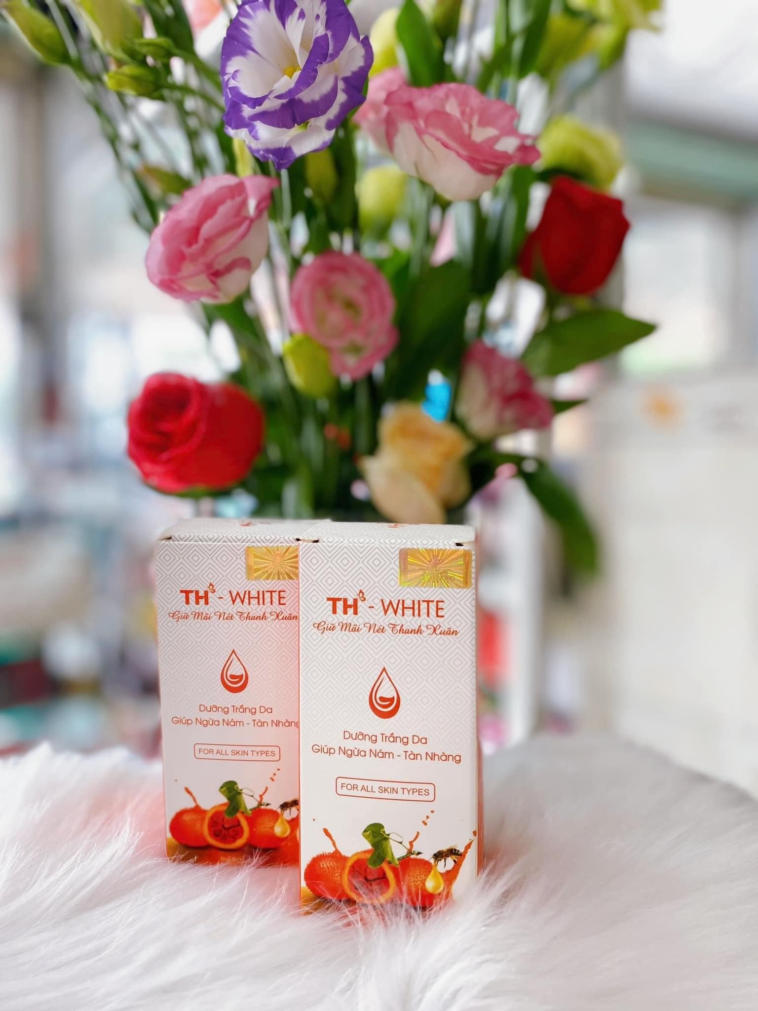 Serum trắng da se khít lỗ chân lông TH-White 40ml