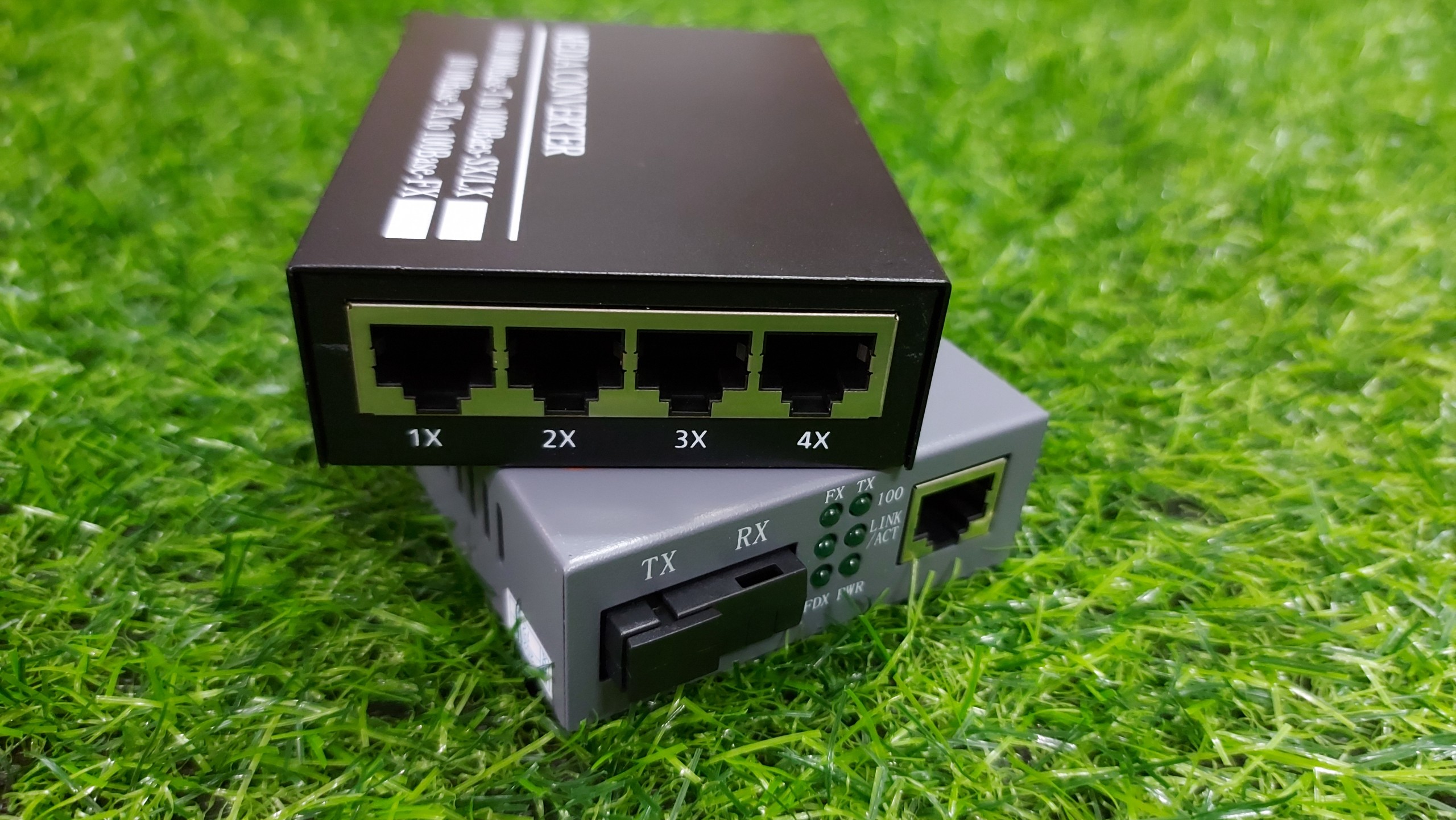 Converter quang 1 quang 4 lan A + 3100B