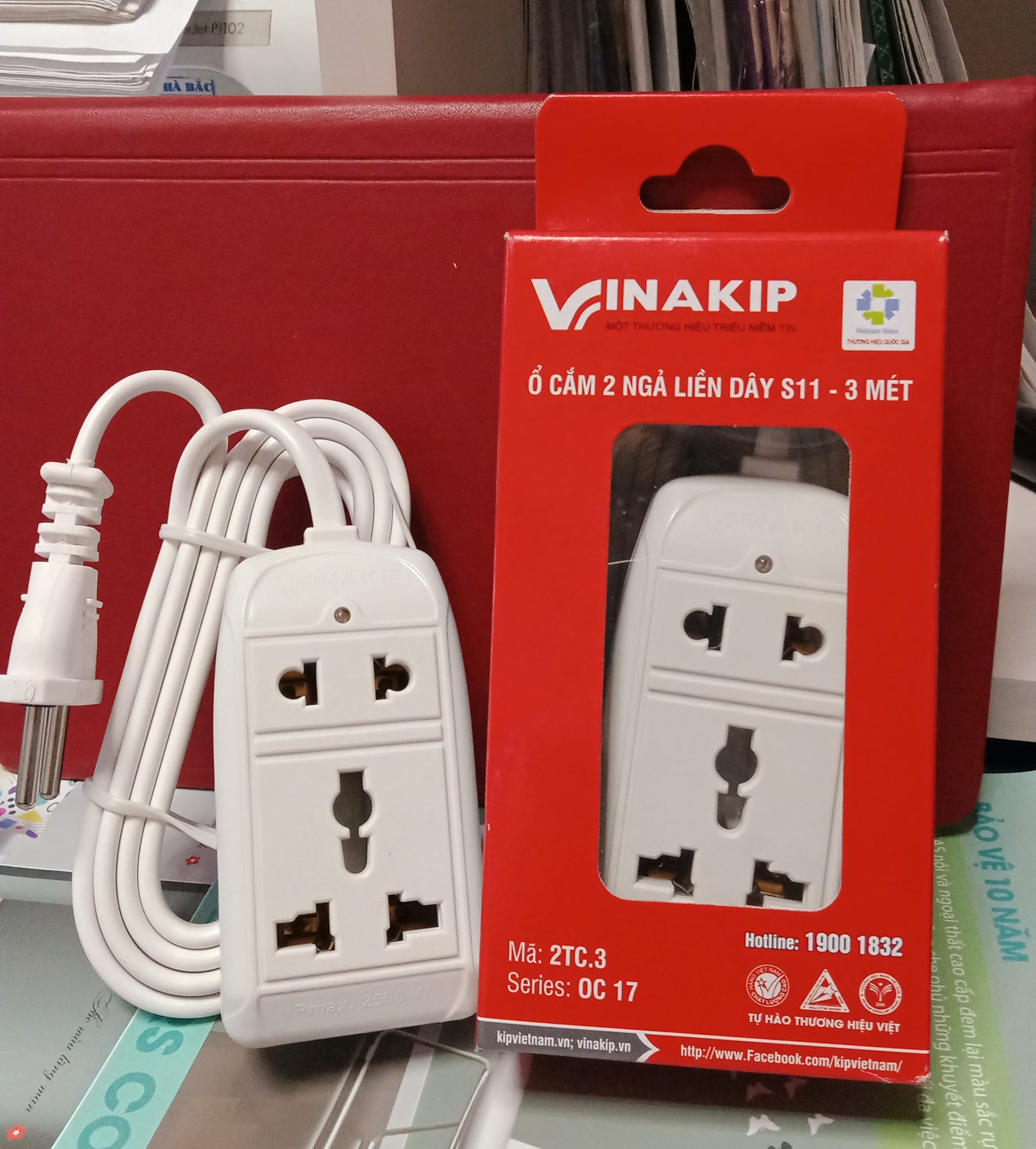 ổ cắm 2 ngả liền dây 2m,3m vinakip
