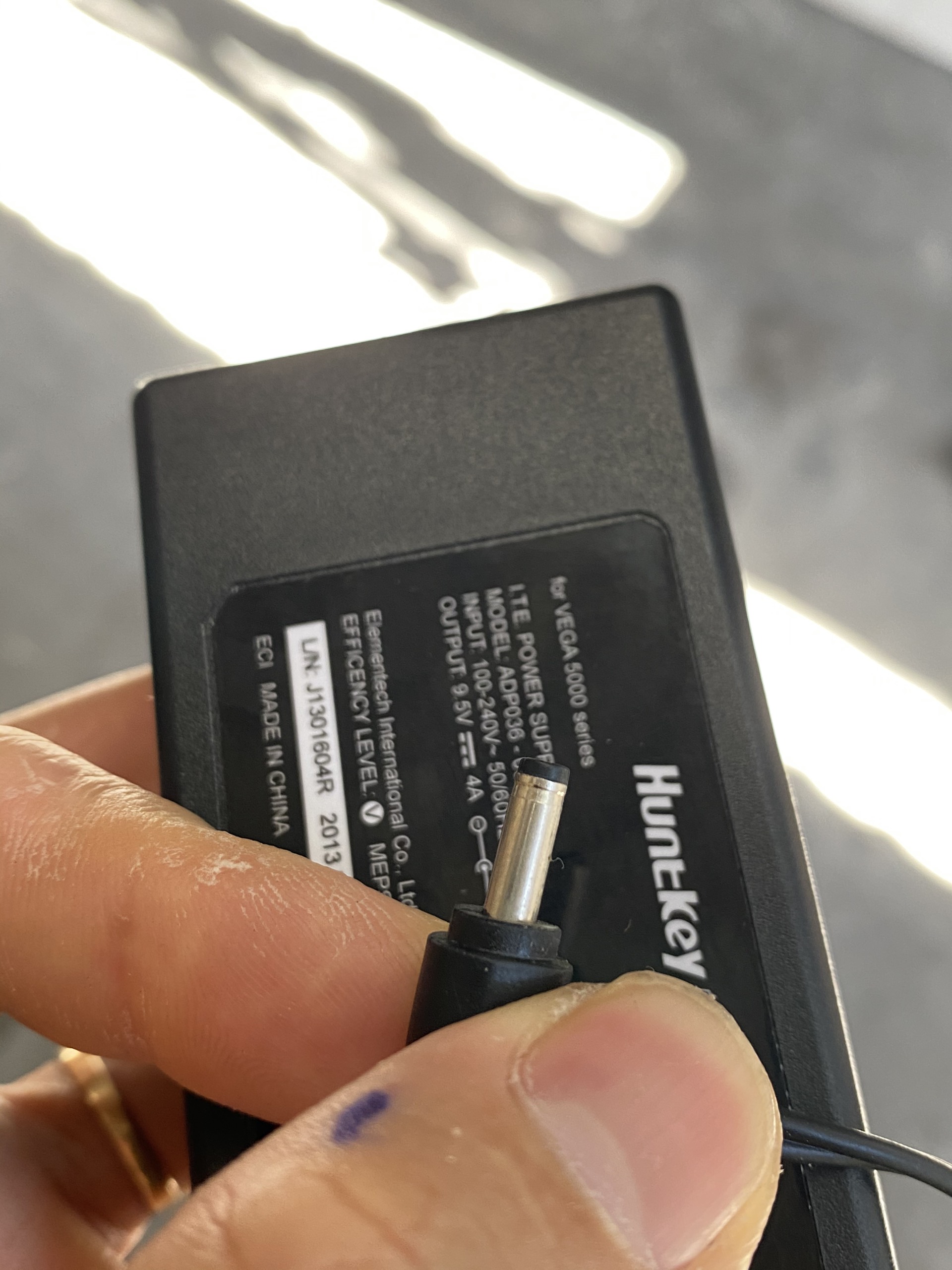 Sạc nguồn máy Pos S90 9.5V-4A