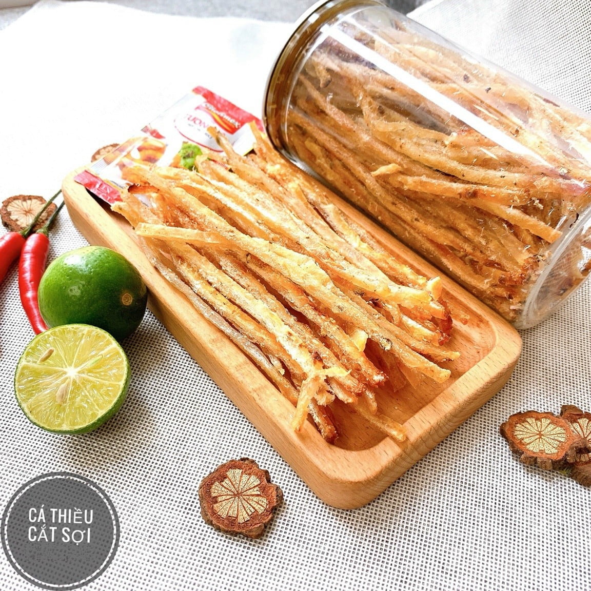 Khô Cá Thiều Que Tẩm Gia Vị 300g MamiFood