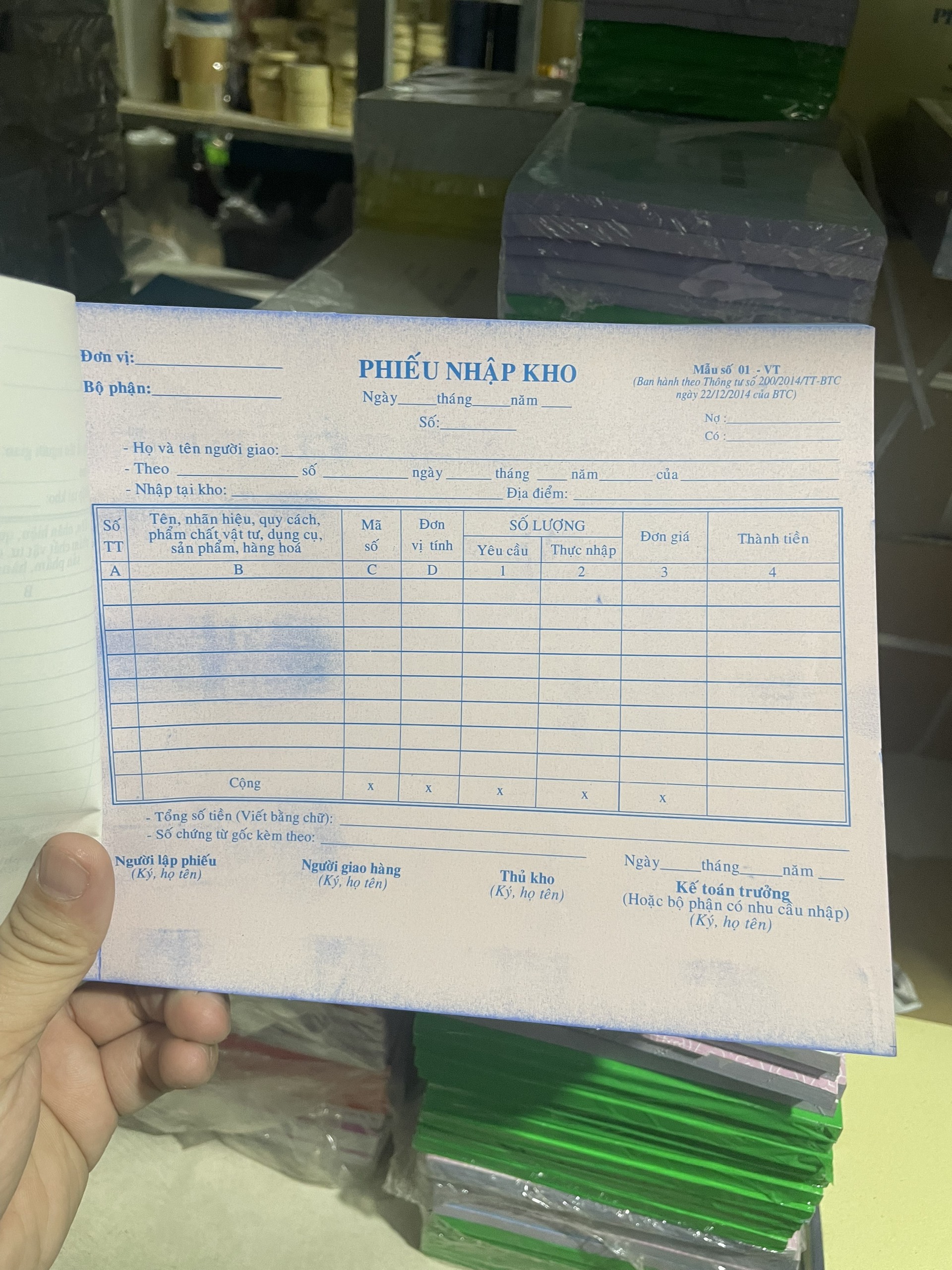 (1 Quyển) Phiếu nhập kho 3 liên A5 (150 tờ) khổ 16x20