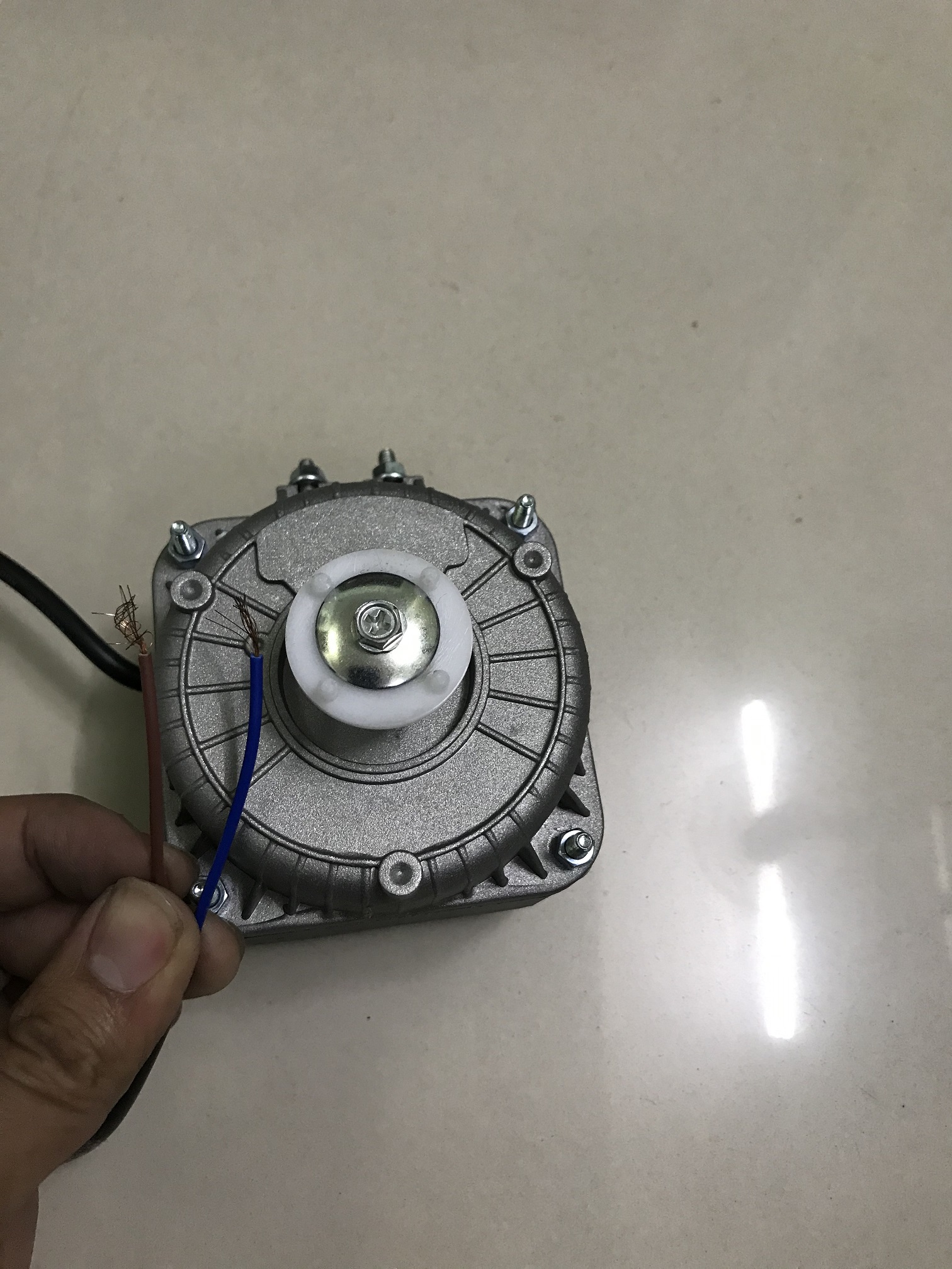 [HCM]quạt tủ cô-ca quạt tủ mát tủ đông 60W