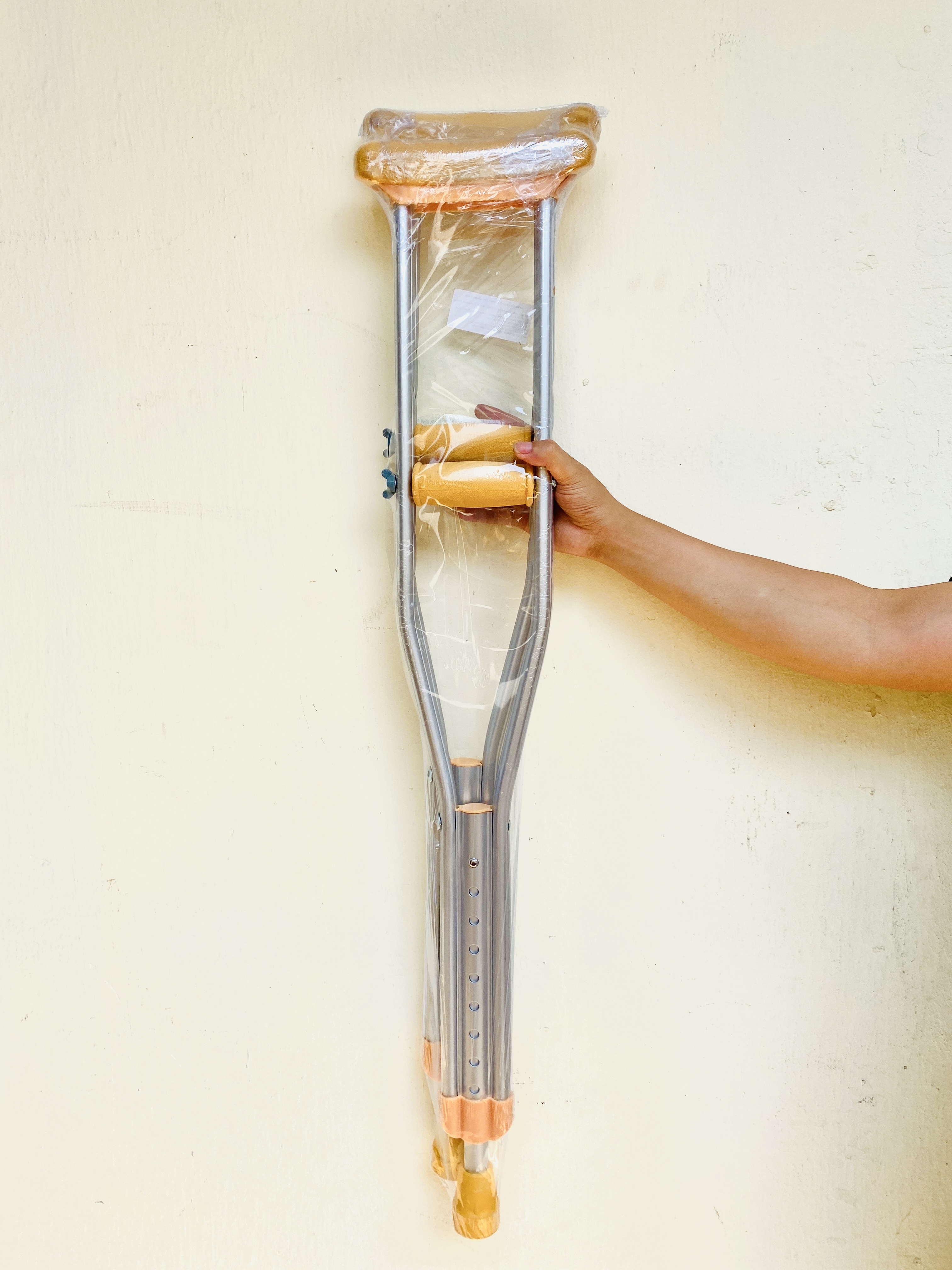 Nạng chống nách lucass cao cấp bằng nhôm hoặc inox siêu chắc chắn, cao cấp - nạng nhôm hỗ trợ người khuyết tật, tai nạn, người tập đi