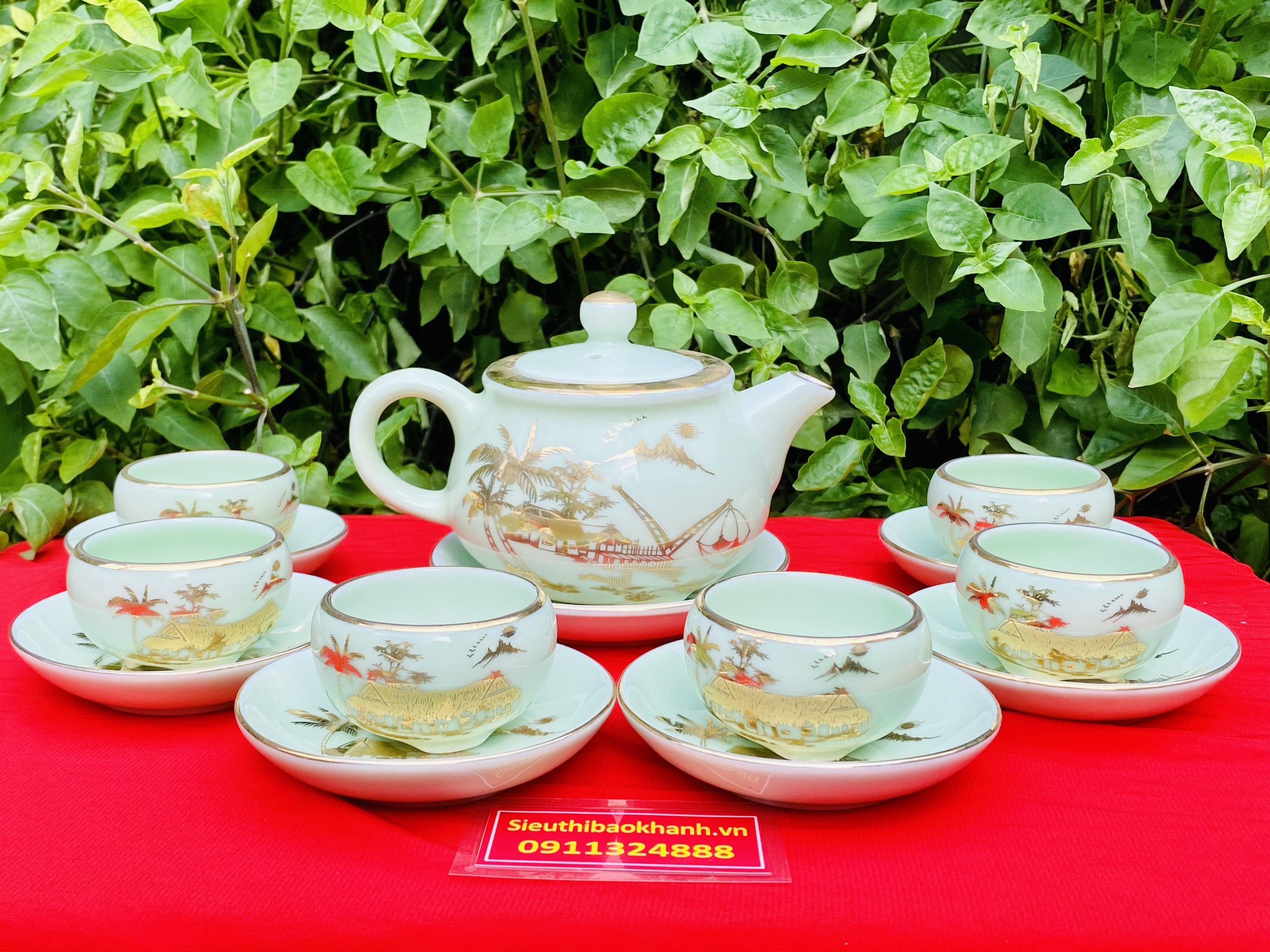 Gốm sứ bát tràng bộ ấm chén xanh ngọc họa tiết làng quê vẽ vàng _Bảo Khánh