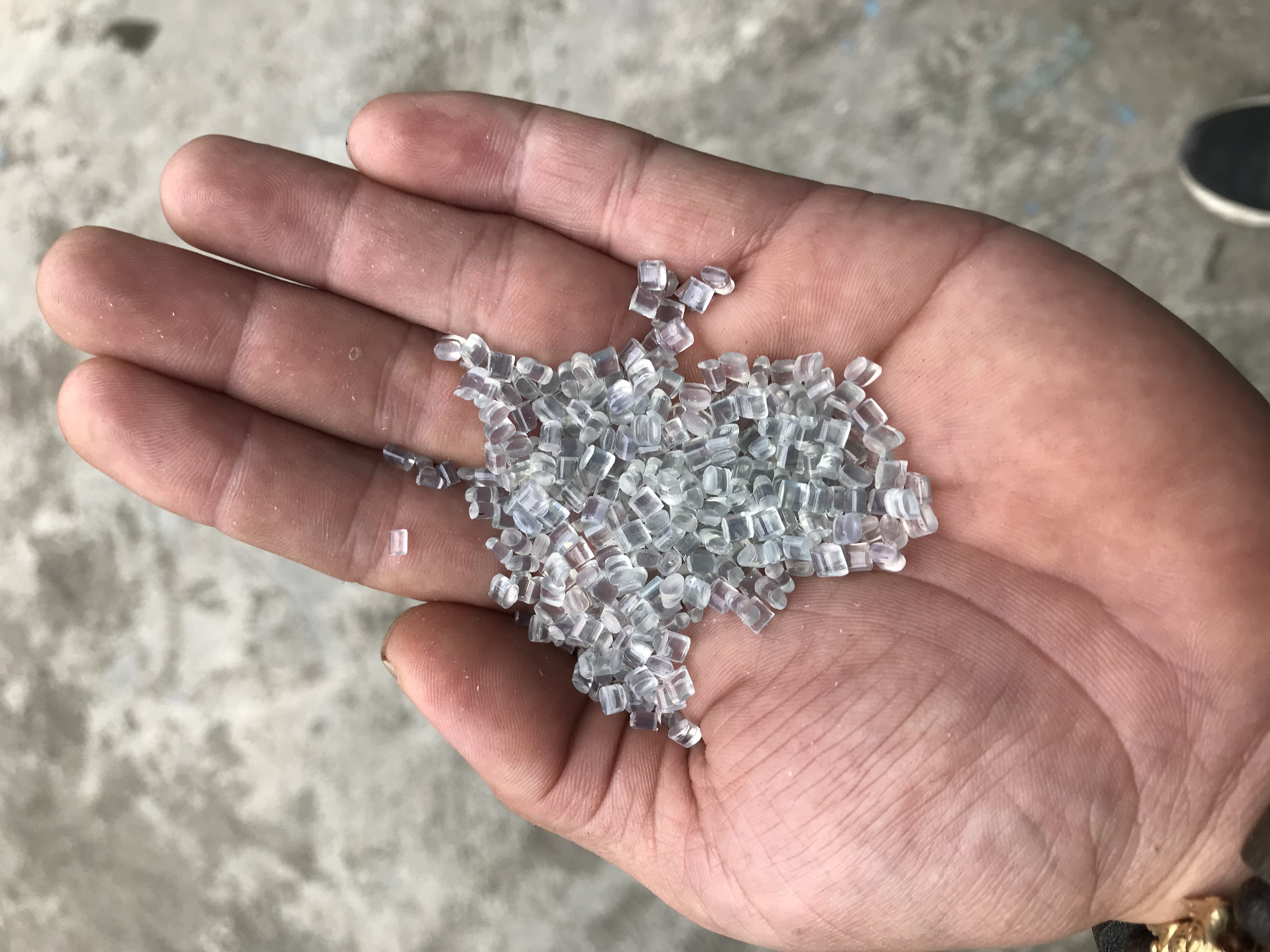 DỤNG CỤ TƯA LƯỠI - ĐÁNH RĂNG CHO BÉ IUU
