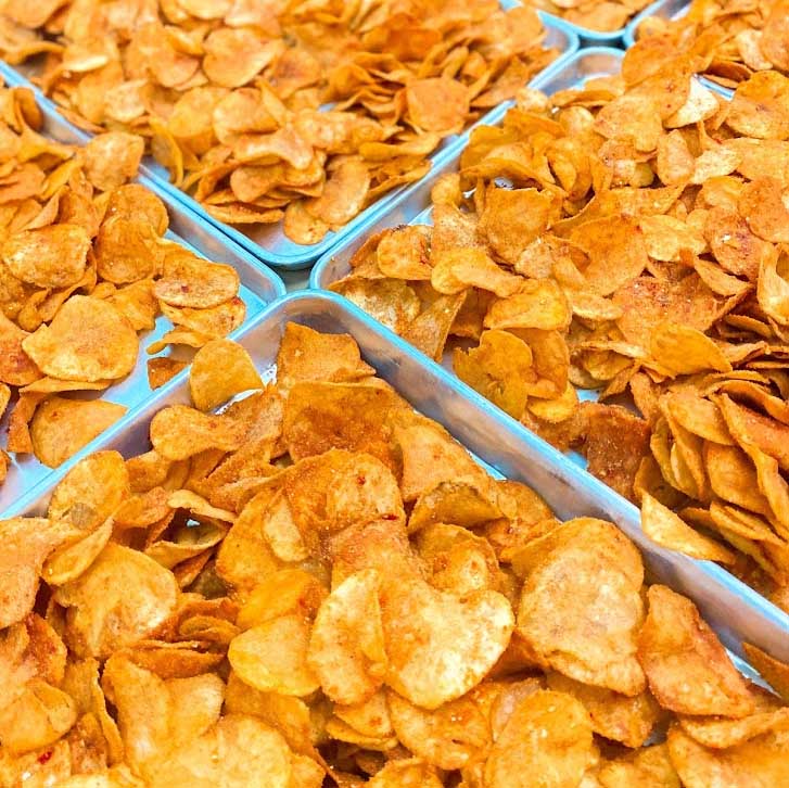 Snack khoai tây lát trứng muối (có video)