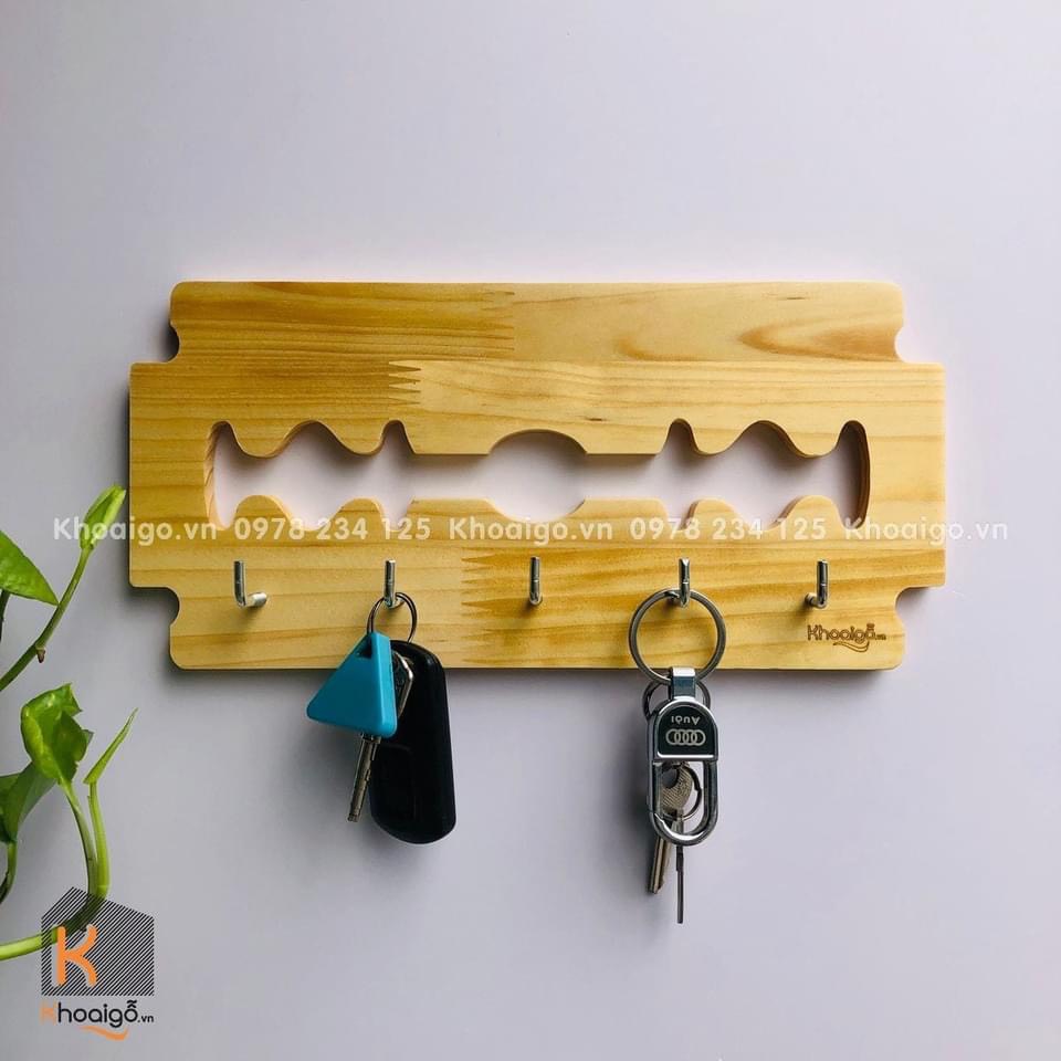 Móc treo gỗ hình lưỡi lam - kích thước 30 - 12cm