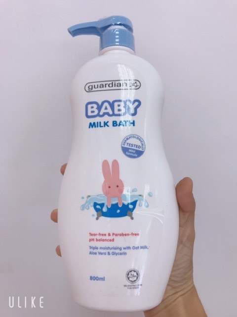 SỮA TẮM EM BÉ CHỨA SỮA MALAYSIA 800ML
