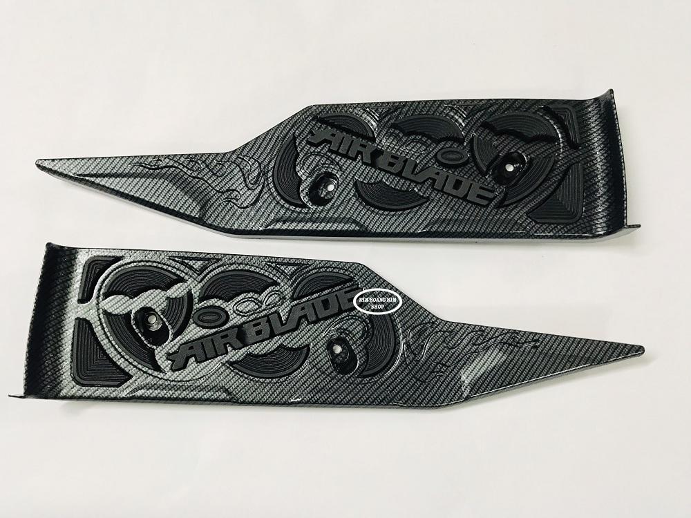 Thảm Lót Chân Carbon Gắn AirBlade 125 (2016-2019)