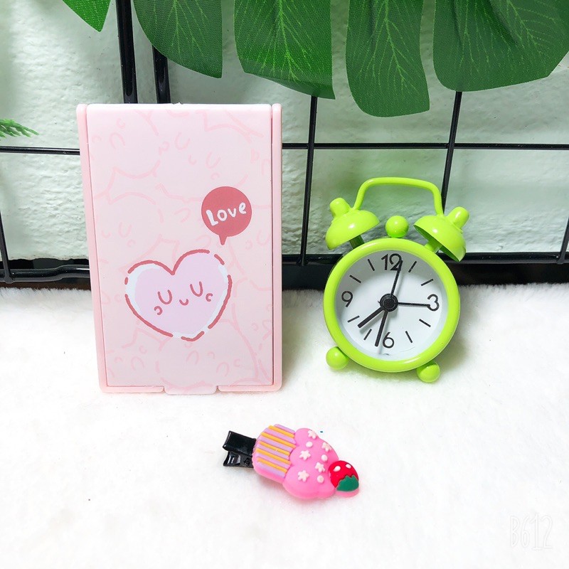 Gương lược bỏ bóp hình vuông 7*9cm