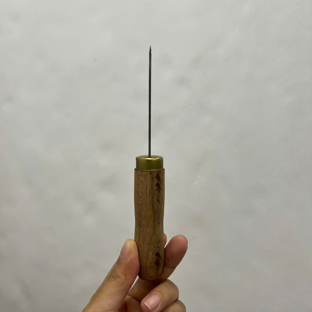 Kim móc cán gỗ đầm tay khâu giày
