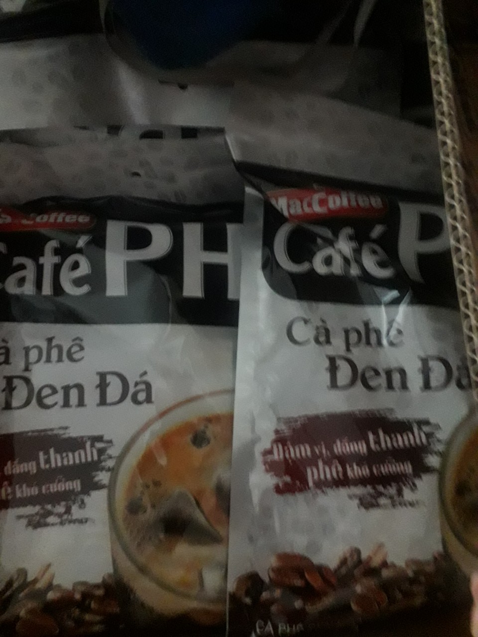 Cà phê đen đá MacCoffee Café Phố - 35 bịch/ hộp