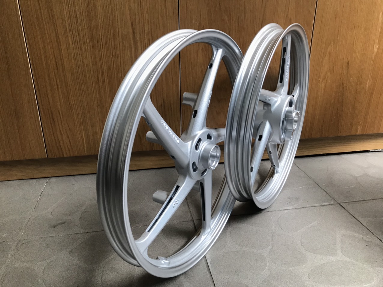MÂM -VÀNH KIỂU 5 CÂY GẮN  RAI DƠ 150, SATRI 150...