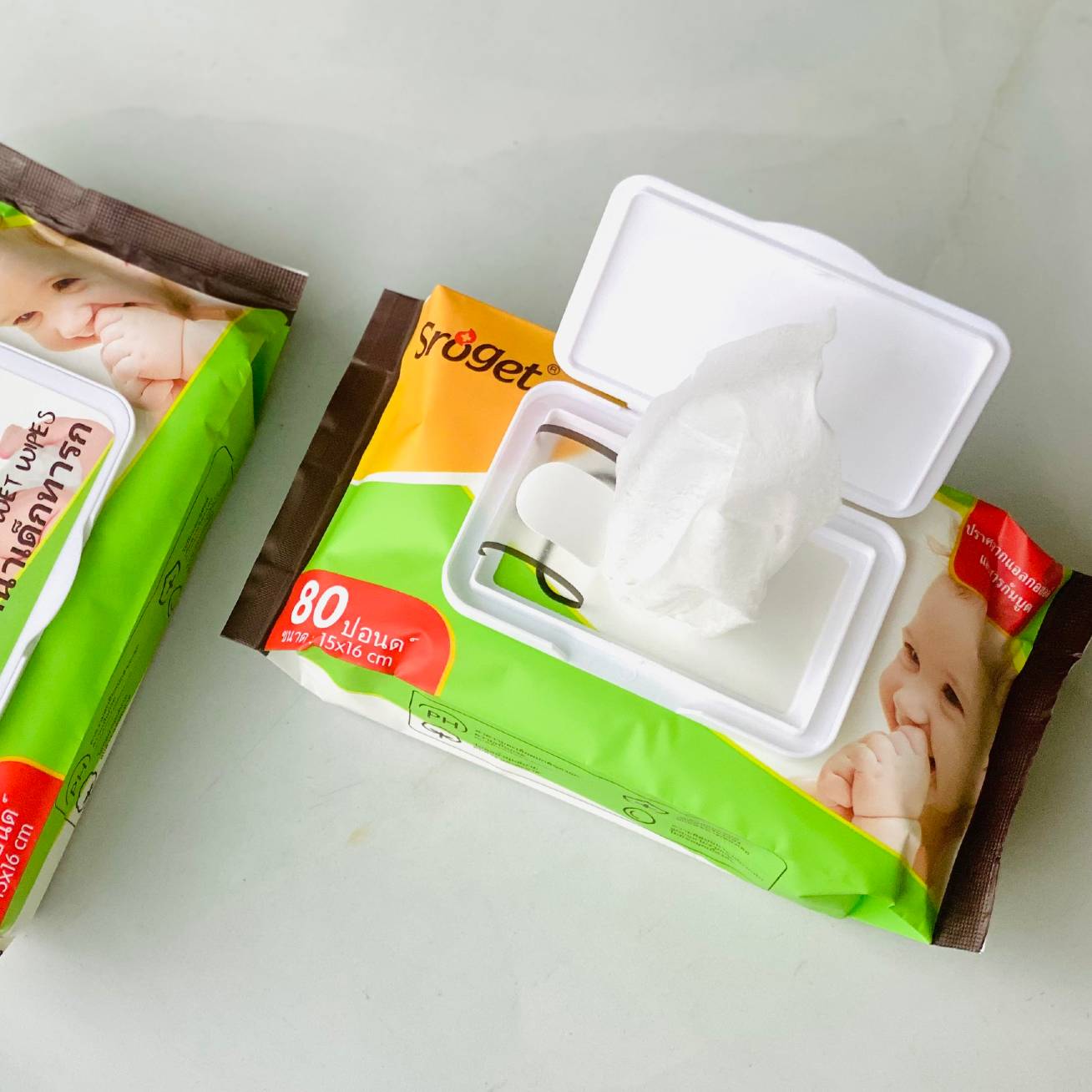 Sét 3 gói khăn ướt thái lan