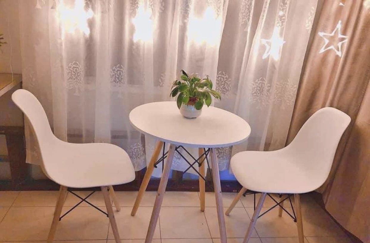 Bàn ghế eames