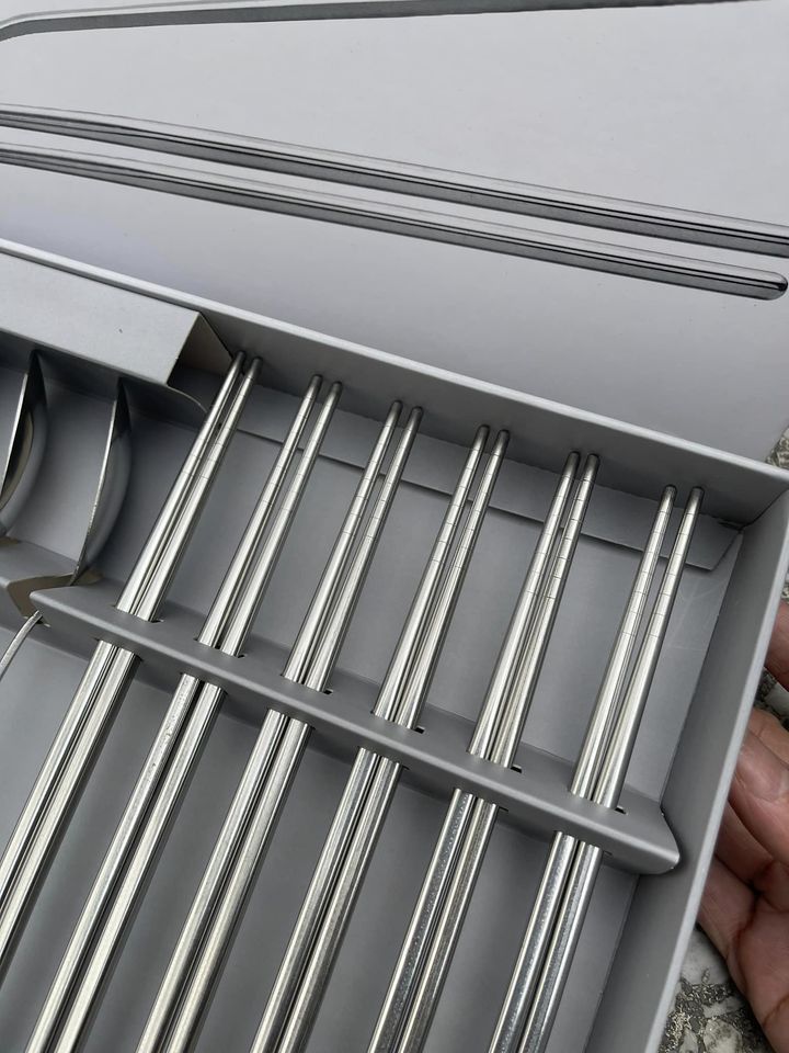 BỘ 6 THÌA+ 6 ĐÔI ĐŨA INOX 304