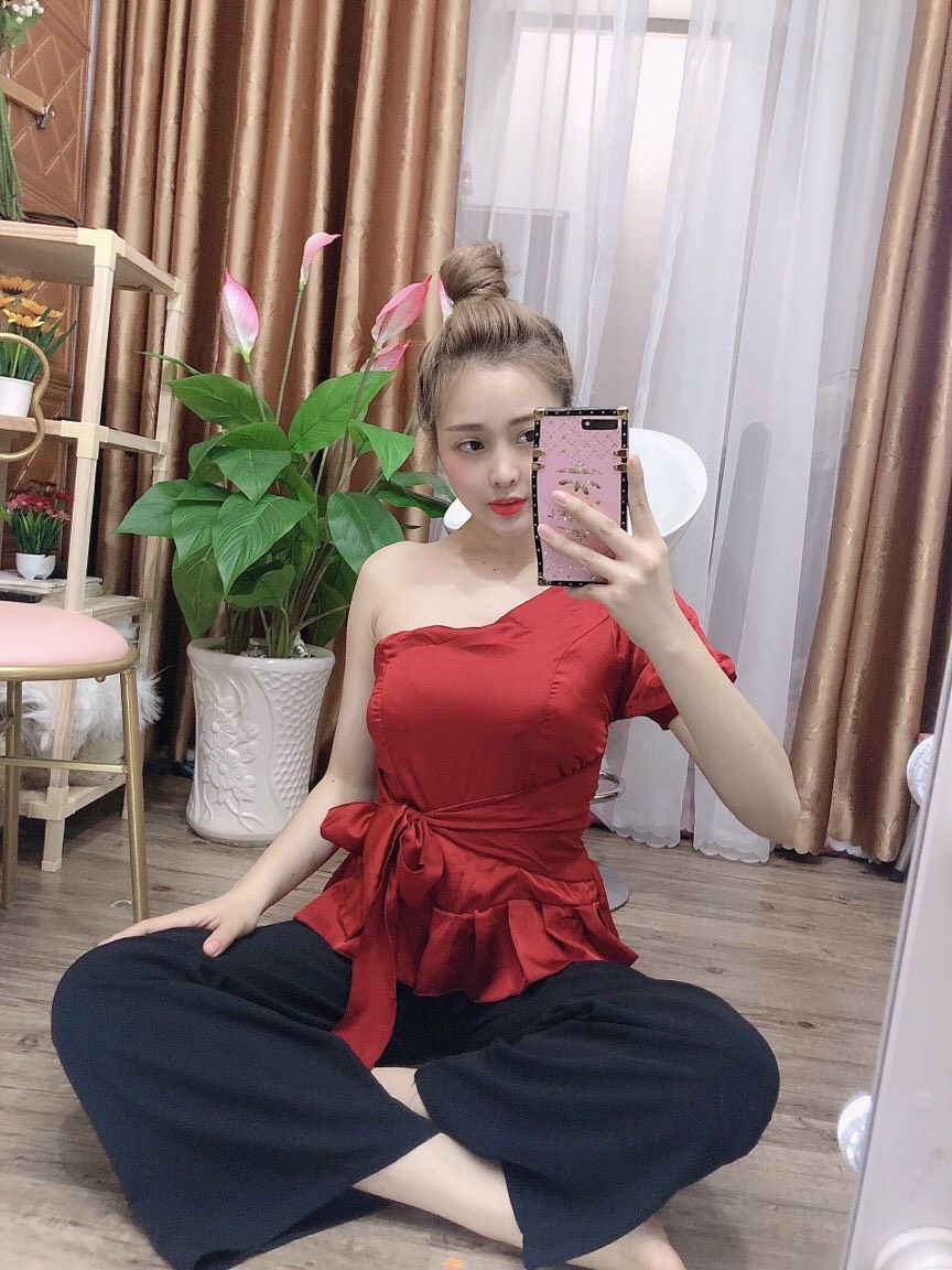 Set bộ nữ phi lụa áo lệch vai cột nơ eo kèm quần ống rộng cực sang