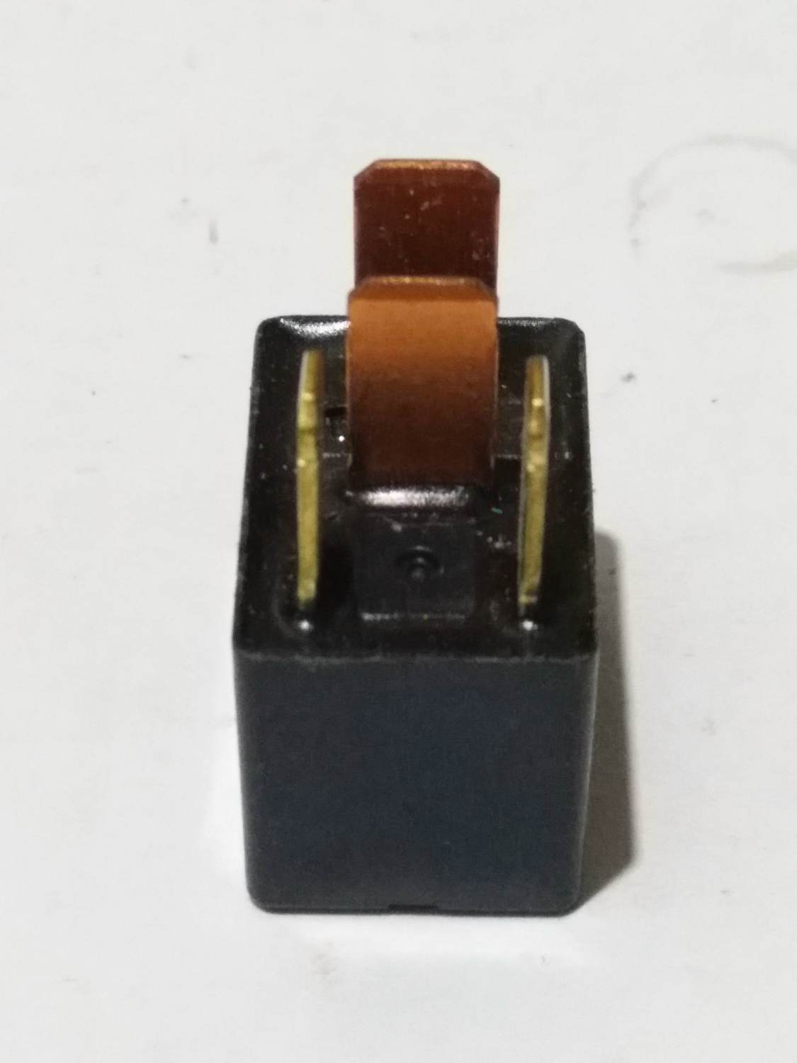 [HCM]Rờ le OMRON 4 chân- RELAY 4 chân 12V OMRON ( Hàng 100% mới )