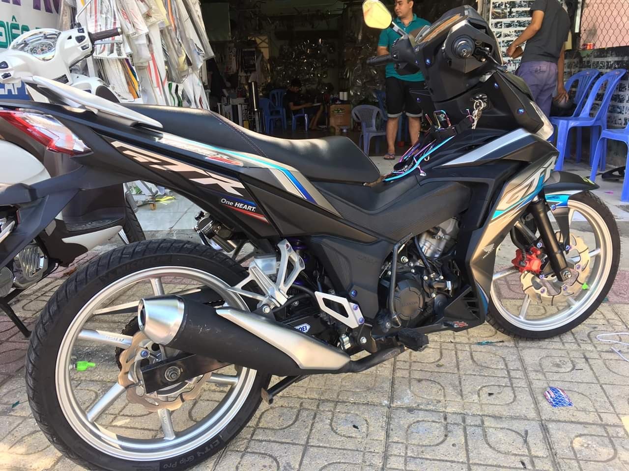 Tem rời honda winner gtr xám xanh Crom