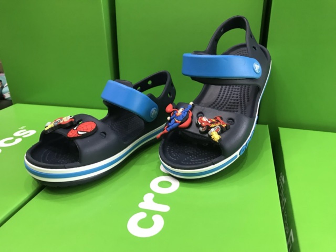 Navy blue edge cross band sandals-get 4 sticker-pb32
